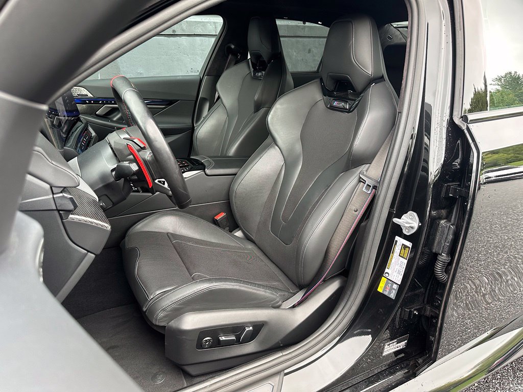 Used 2025 BMW M5 w/ Carbon Package AWD/4WD image 16