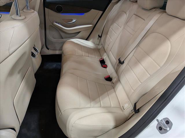 Used 2022 Mercedes-Benz GLC 300 4MATIC w/ Premium Package Lite image 18