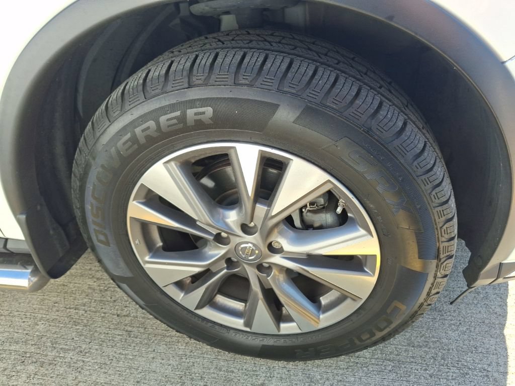 Used 2018 Nissan Murano S AWD/4WD image 4
