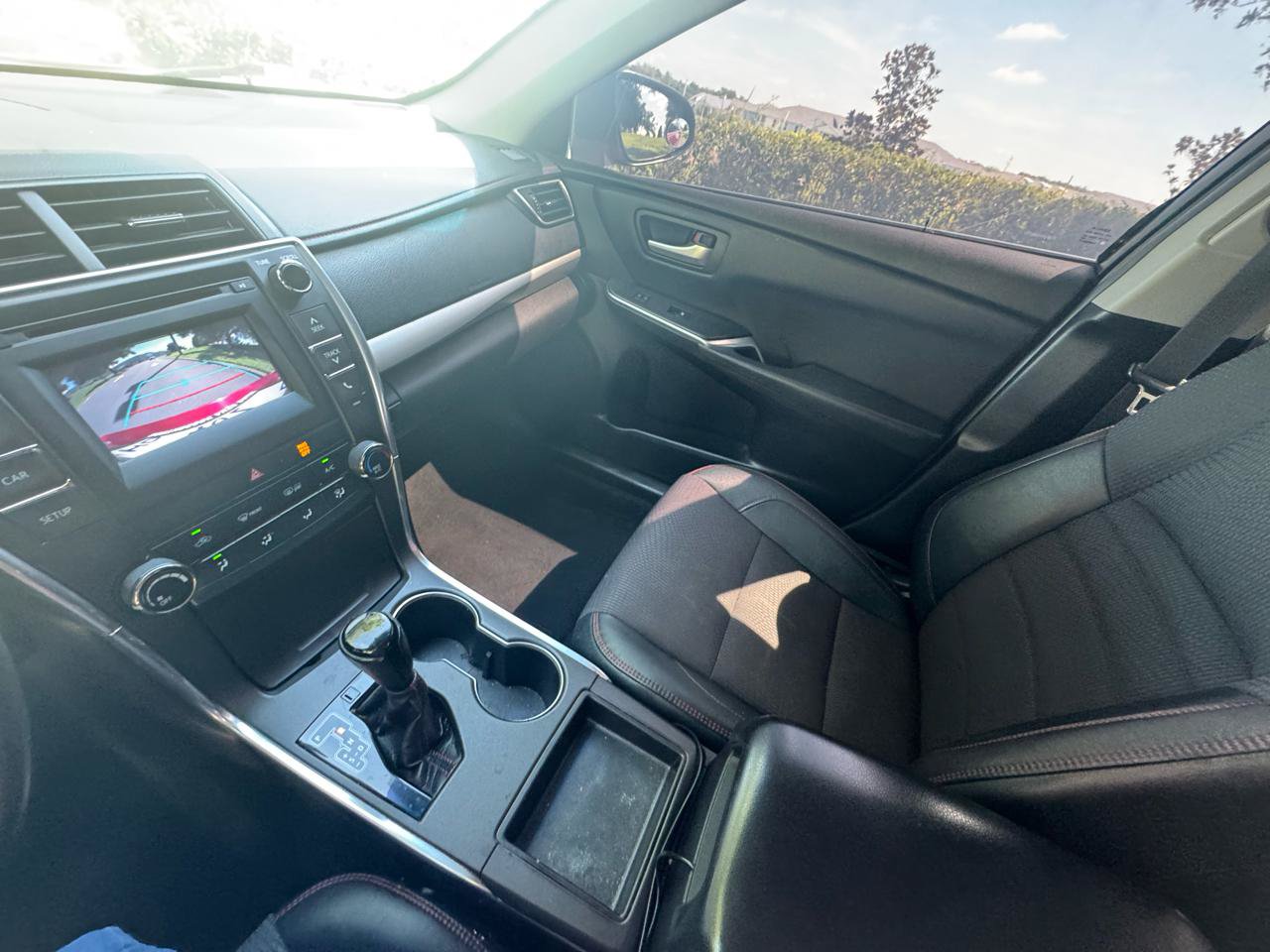 Used 2016 Toyota Camry SE FWD image 24