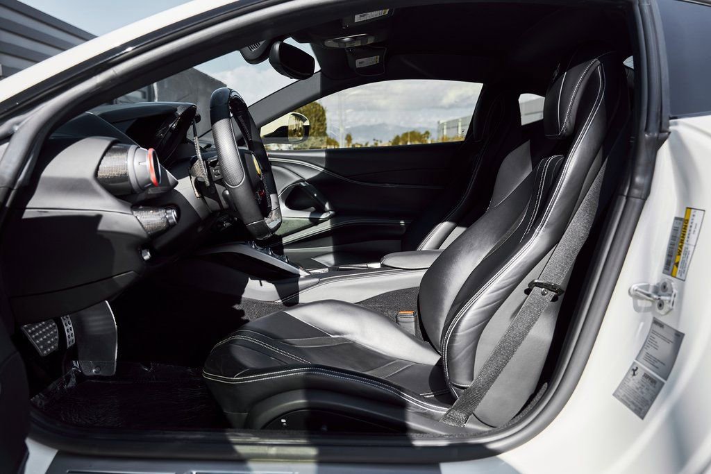 Used 2019 Ferrari 812 Superfast image 29