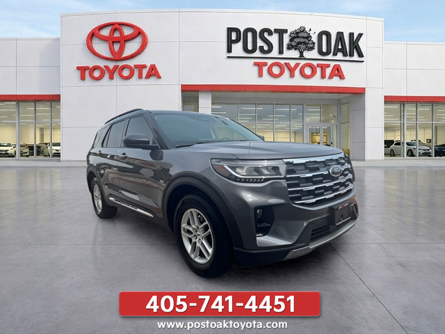 Used 2025 Ford Explorer Active w/ Active Comfort Package RWD image 10