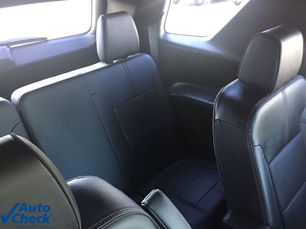 Used 2023 Chevrolet Traverse RS image 14