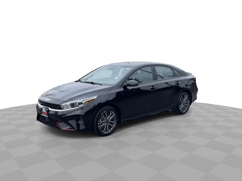 Used 2024 Kia Forte GT-Line w/ GT-Line Premium Package image 4