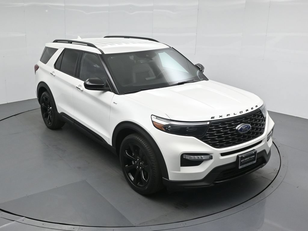 Certified 2023 Ford Explorer ST-Line w/ Class IV Trailer Tow Package RWD image 37