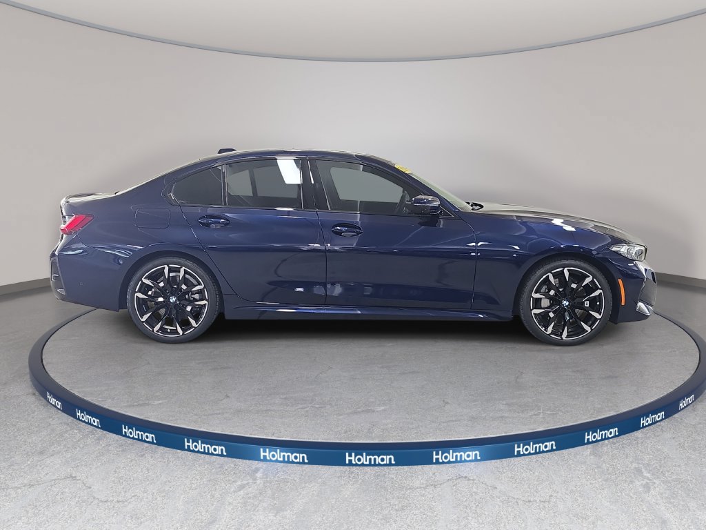 Used 2026 BMW 330i Sedan w/ M Sport Package RWD image 6