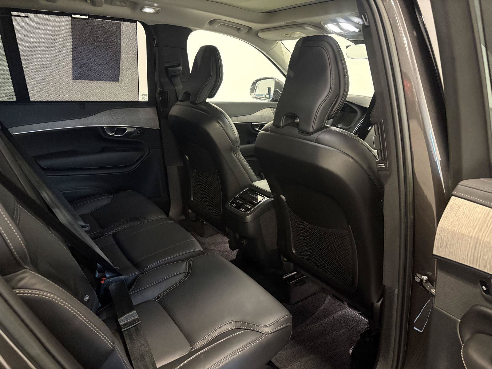 Used 2023 Volvo XC90 B6 Ultimate AWD/4WD image 46