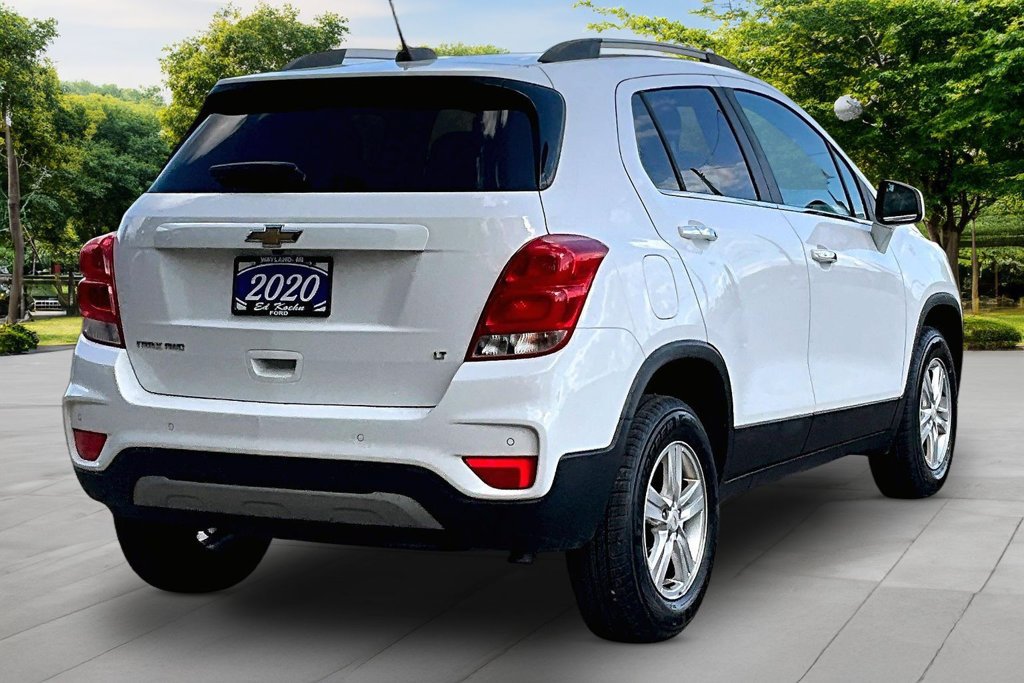 Used 2020 Chevrolet Trax LT w/ Driver Confidence Package AWD/4WD image 12