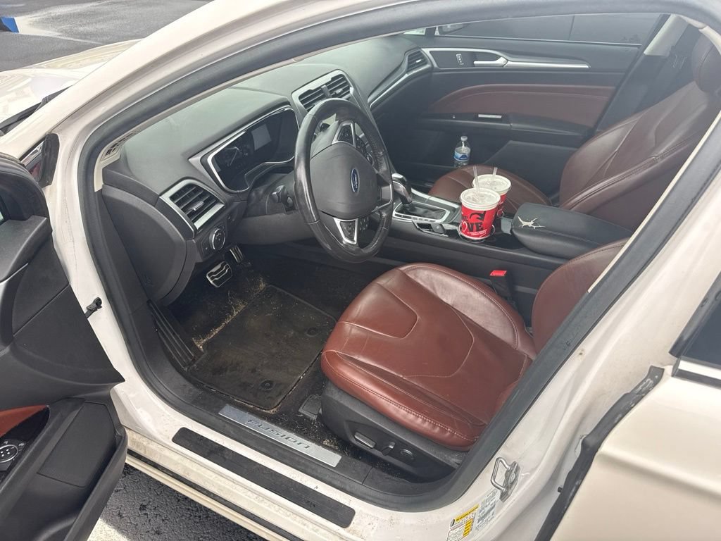 Used 2015 Ford Fusion Titanium w/ Terracotta Package FWD image 22