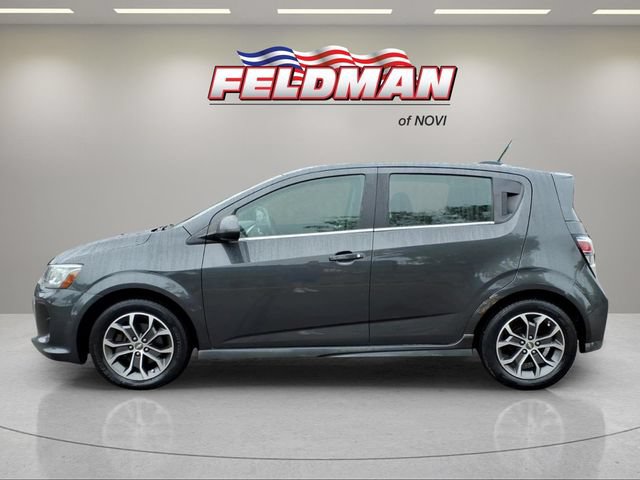 Used 2017 Chevrolet Sonic LT FWD image 2