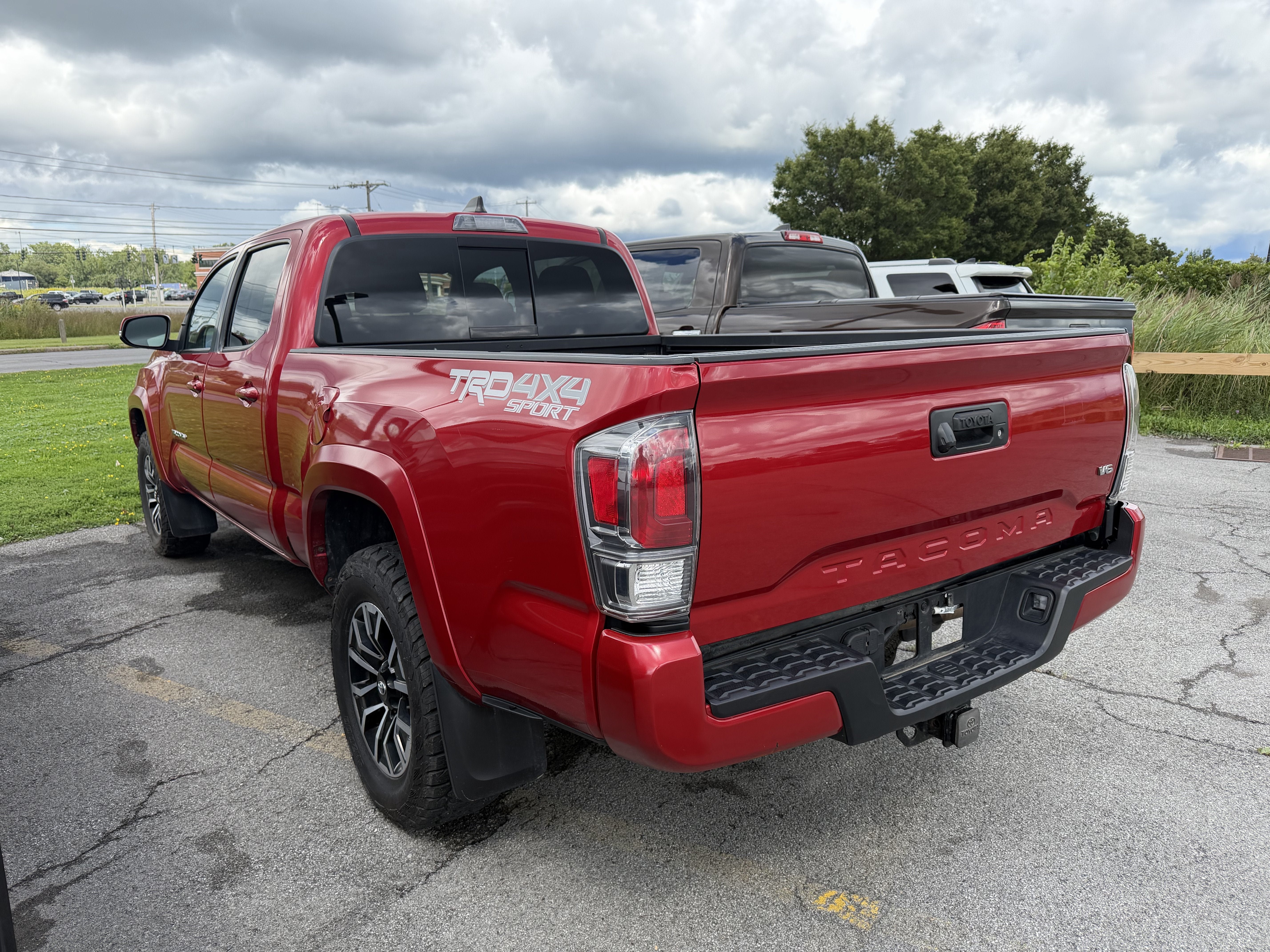 Used 2023 Toyota Tacoma TRD Sport AWD/4WD image 5