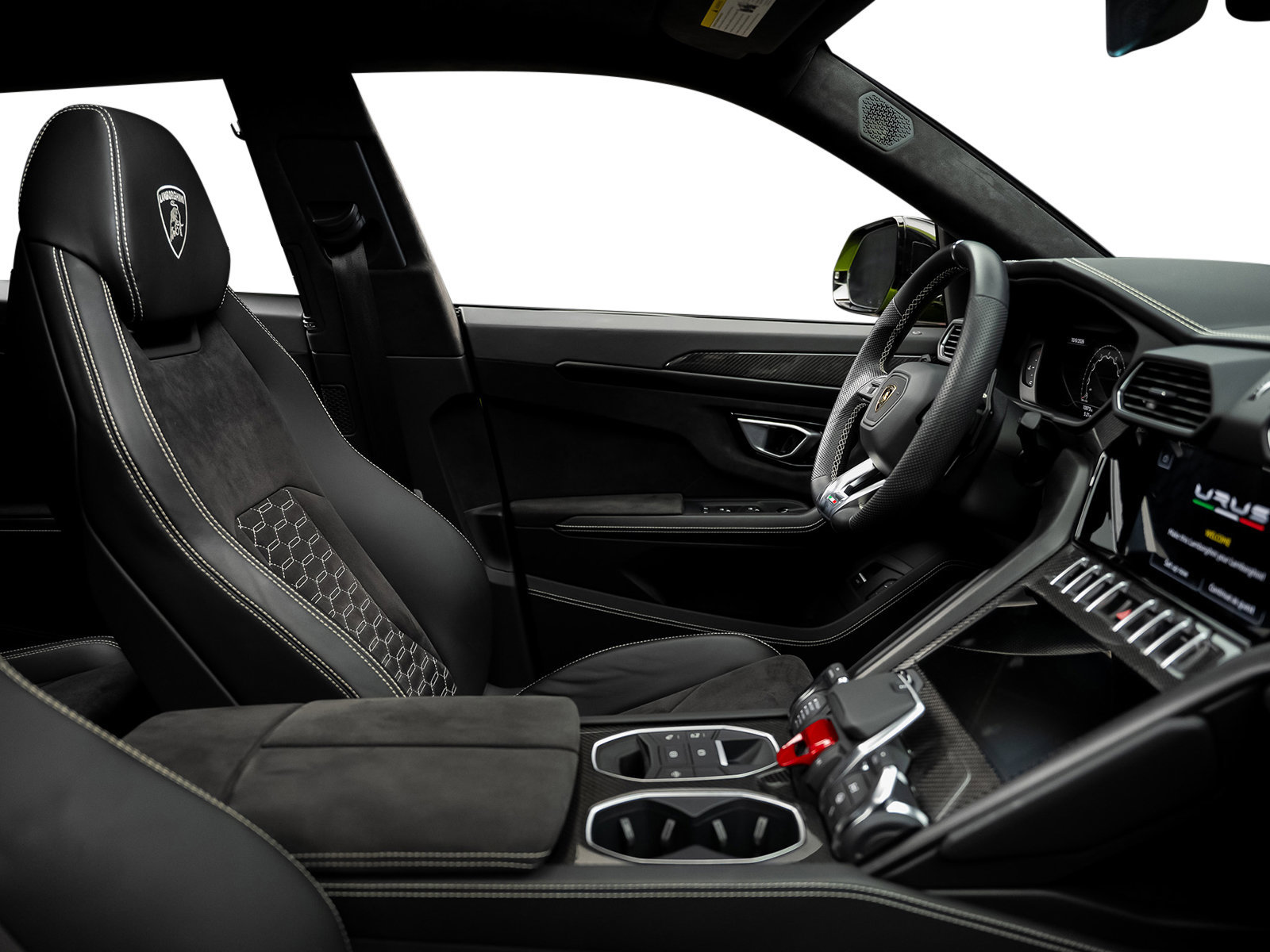 Used 2022 Lamborghini Urus AWD/4WD image 59