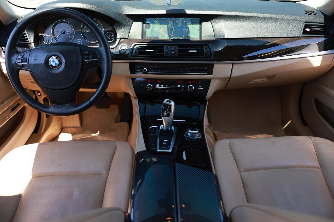 Used 2012 BMW 528i Sedan RWD image 2