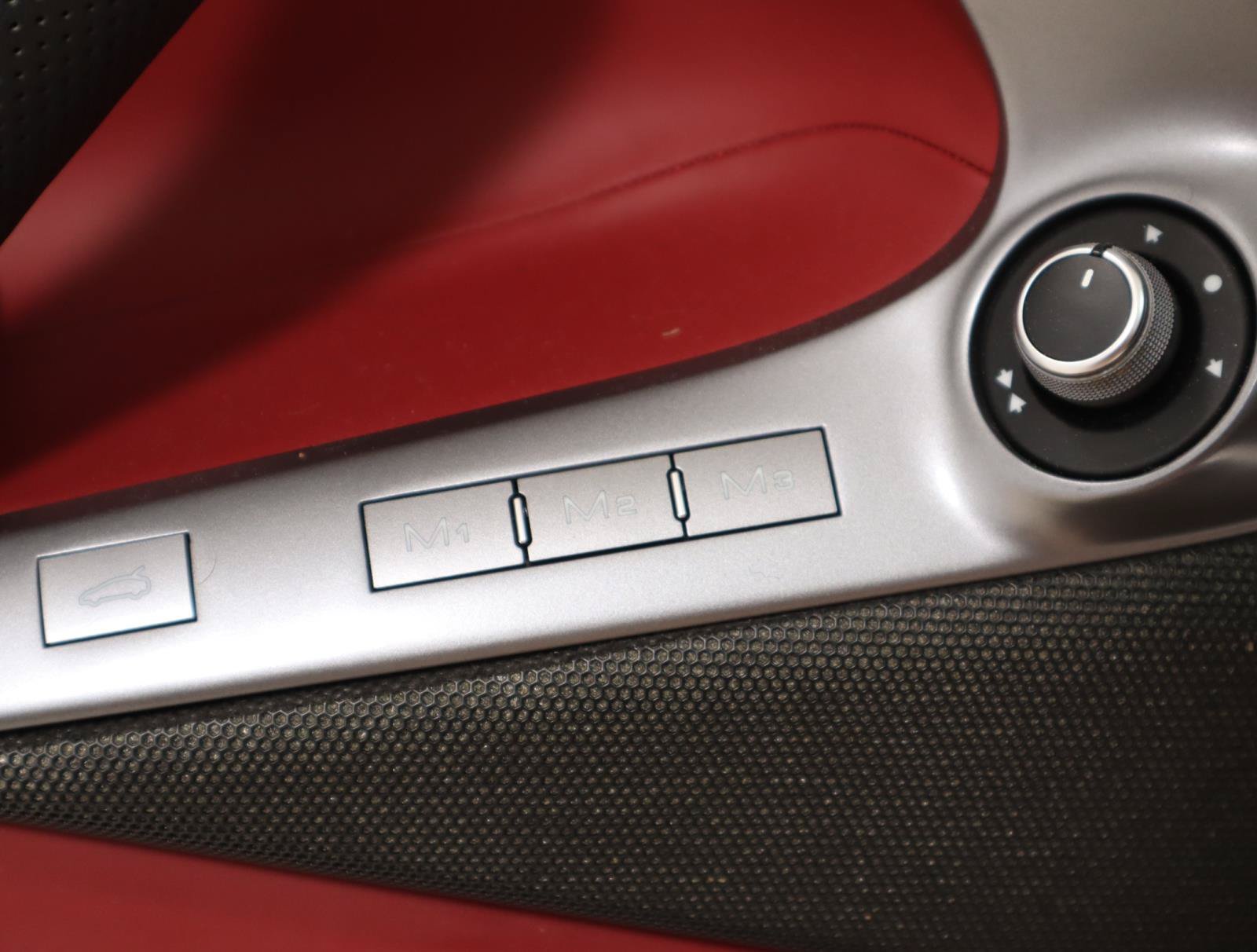 Certified 2021 Ferrari 812 GTS RWD image 25