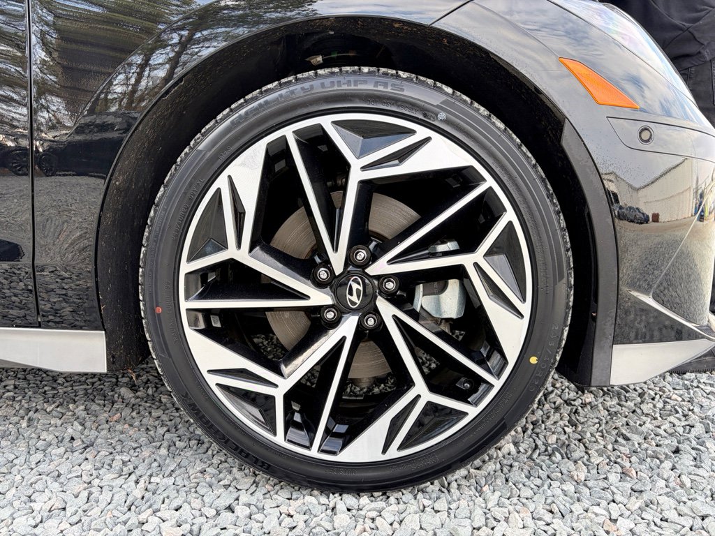 Used 2023 Hyundai Ioniq 6 Limited image 37