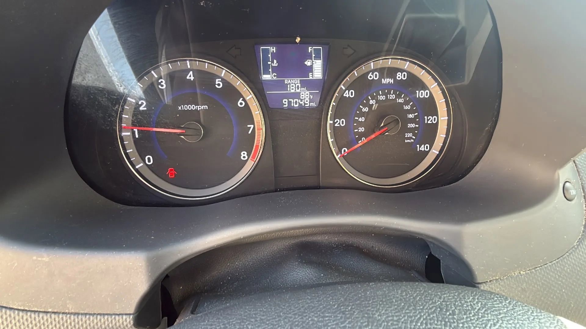 Used 2015 Hyundai Accent GLS image 28