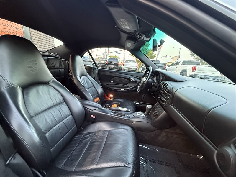 Used 2000 Porsche 911 Carrera RWD image 27
