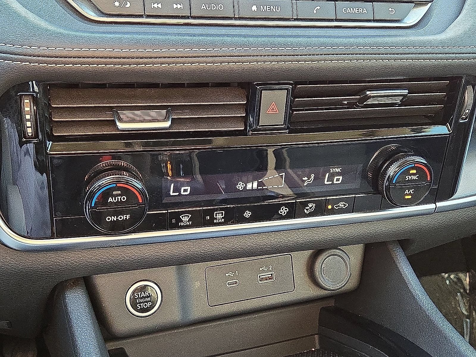 Used 2022 Nissan Rogue SV FWD image 27