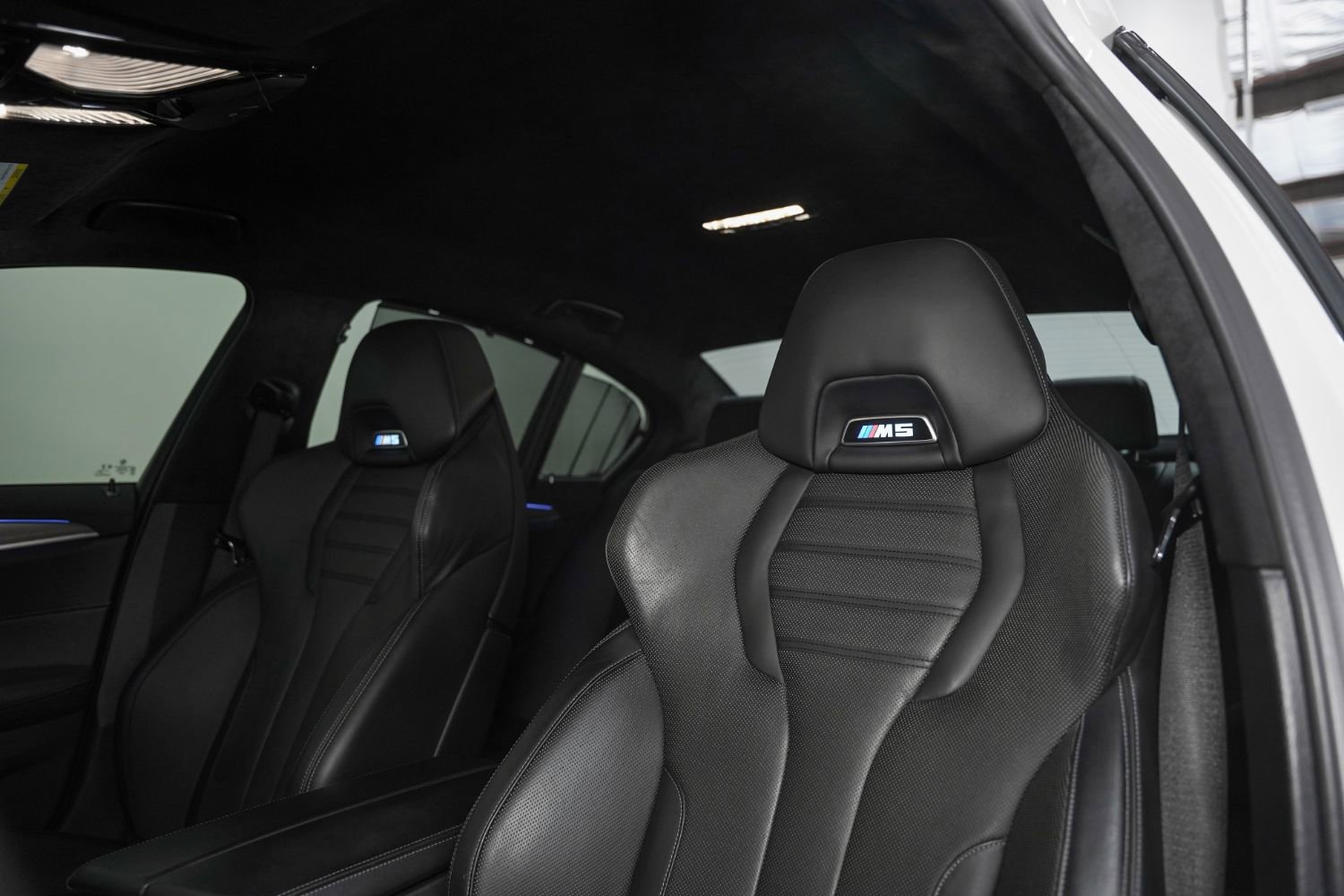 Used 2020 BMW M5 w/ Executive Package image 54