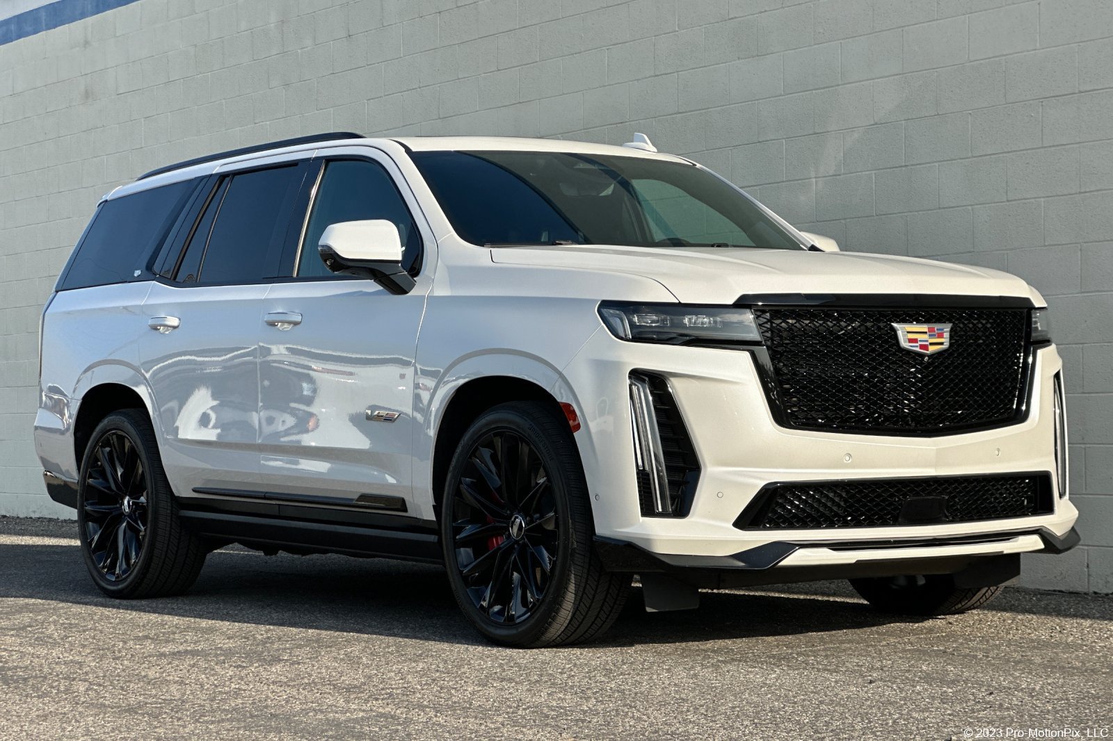 Certified 2023 Cadillac Escalade V AWD/4WD image 1