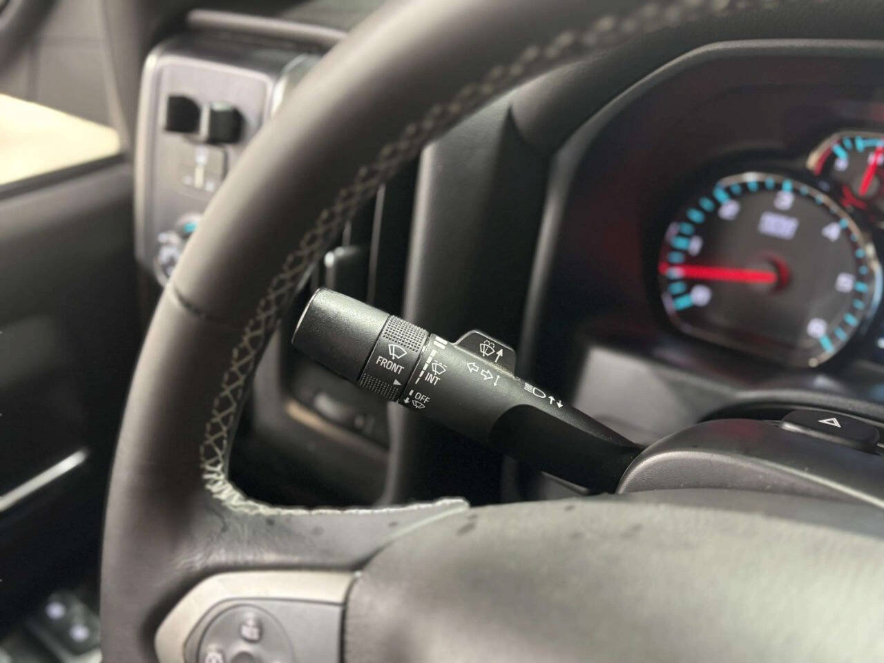 Used 2019 Chevrolet Silverado 1500 LT w/ All Star Edition AWD/4WD image 27