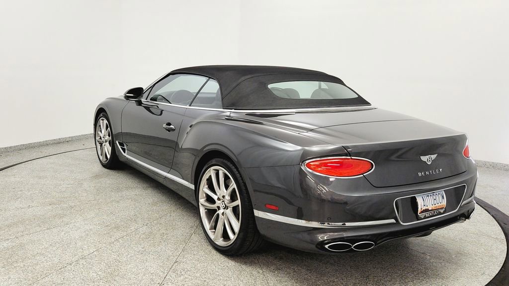 Used 2020 Bentley Continental GT image 4