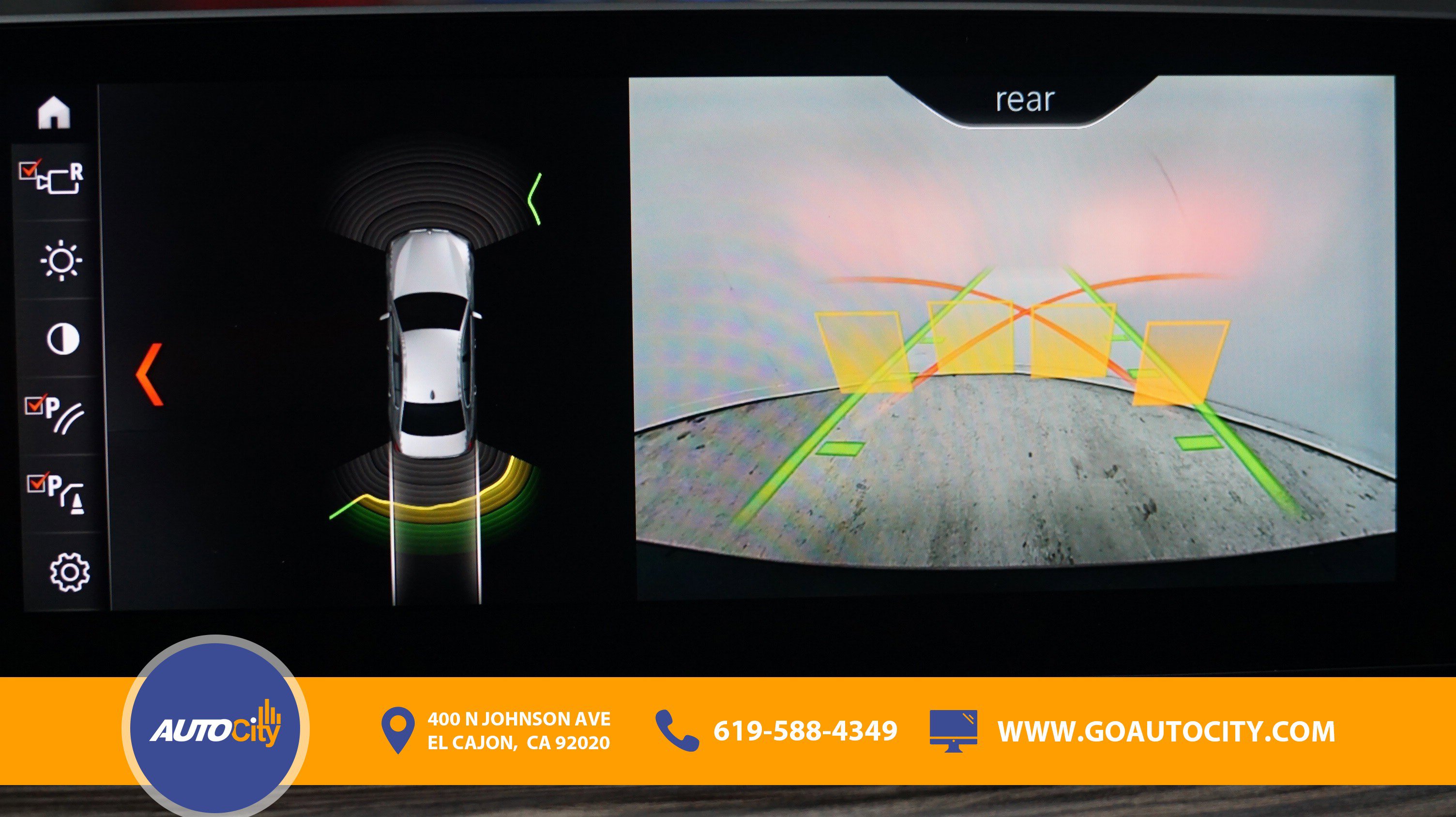 Used 2018 BMW 540i w/ Premium Package image 11