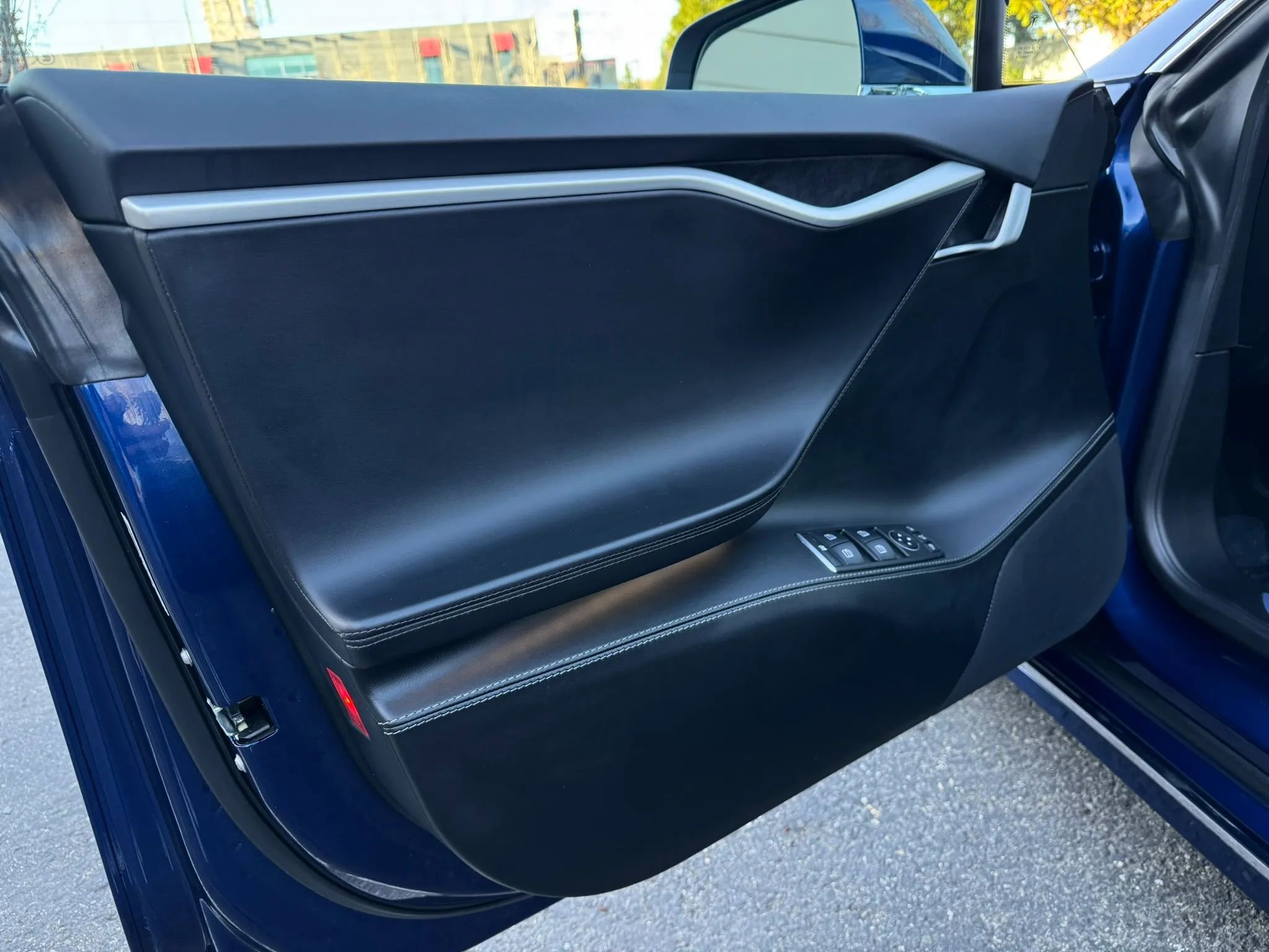 Used 2017 Tesla Model S 75D AWD/4WD image 22