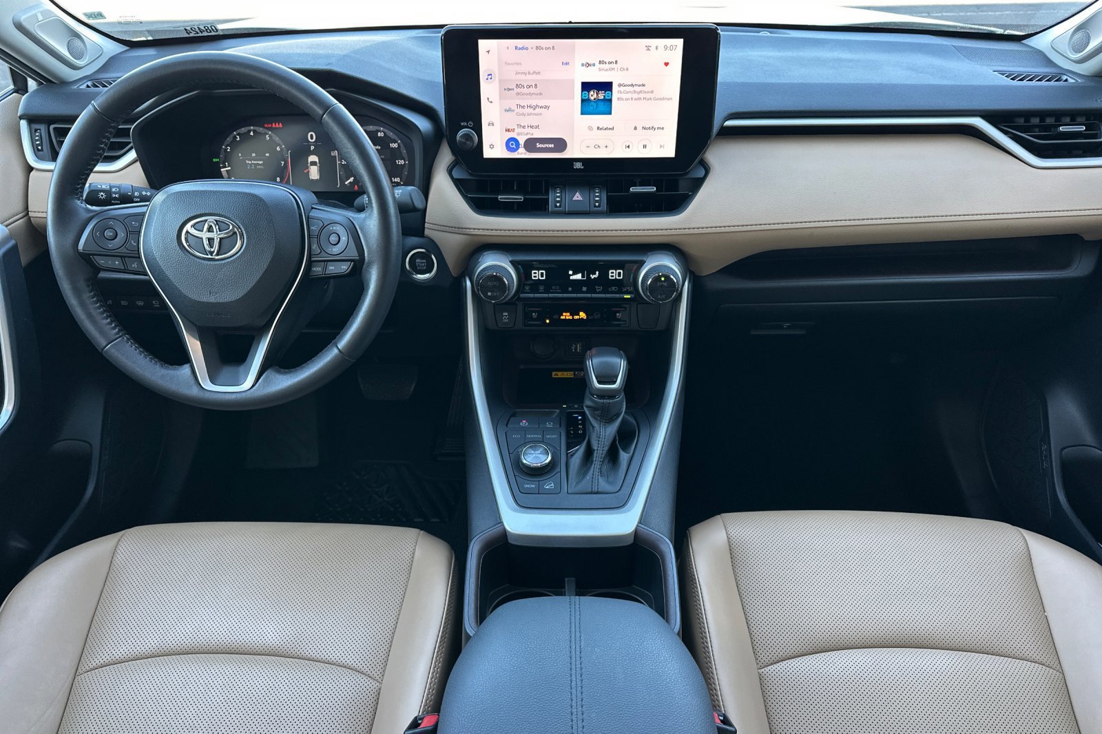 Used 2023 Toyota RAV4 Limited image 13