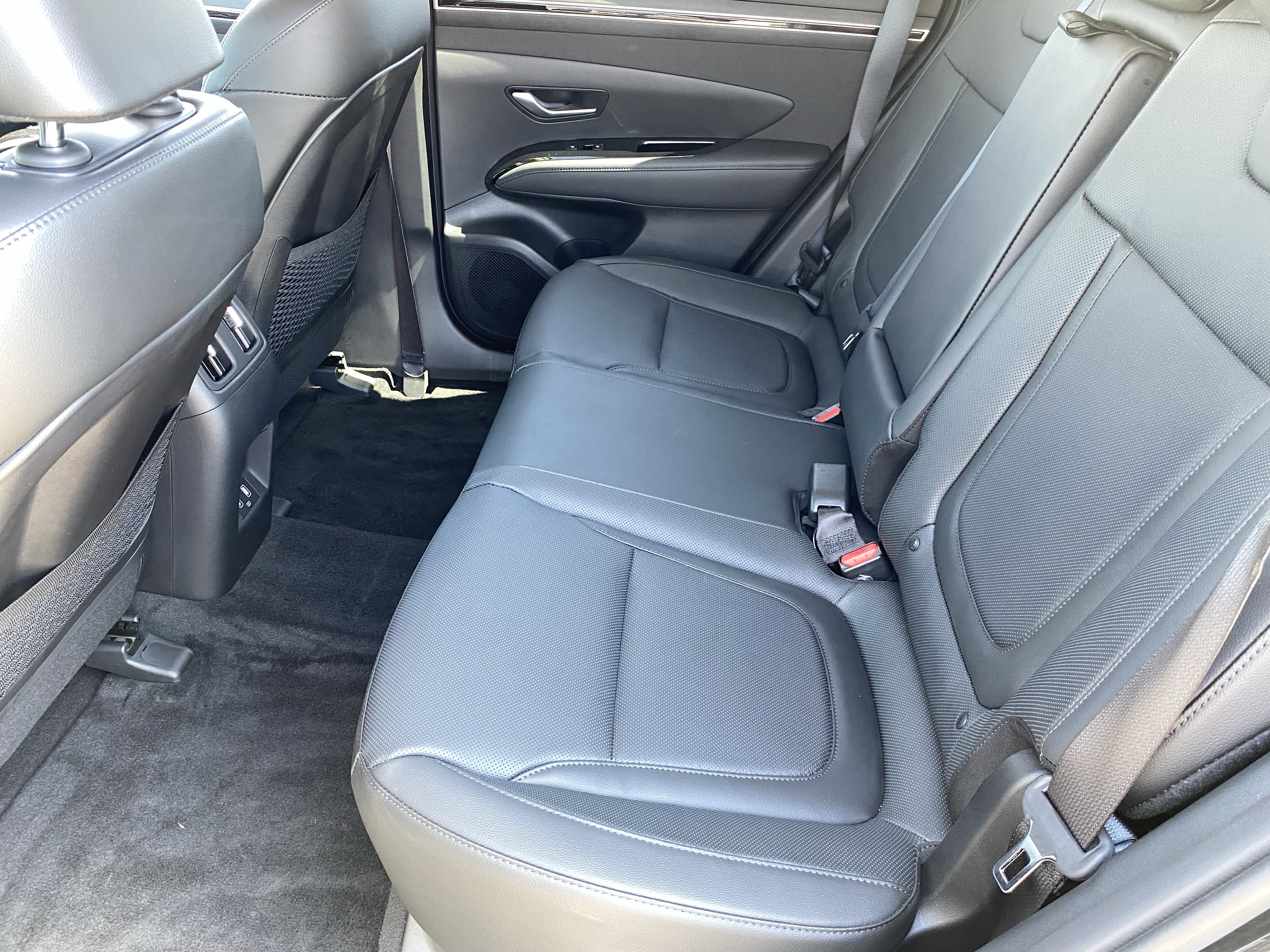 Used 2024 Hyundai Tucson Limited AWD/4WD image 15