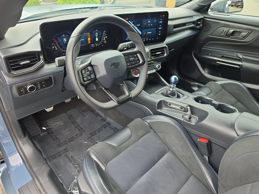 Used 2025 Ford Mustang Dark Horse RWD image 11