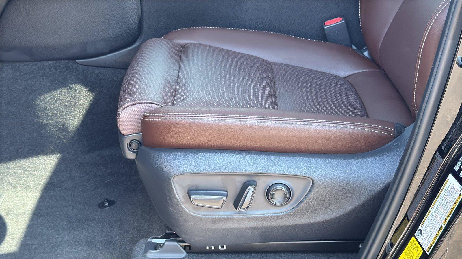 Used 2026 Toyota Land Cruiser w/ Premium Package AWD/4WD image 29