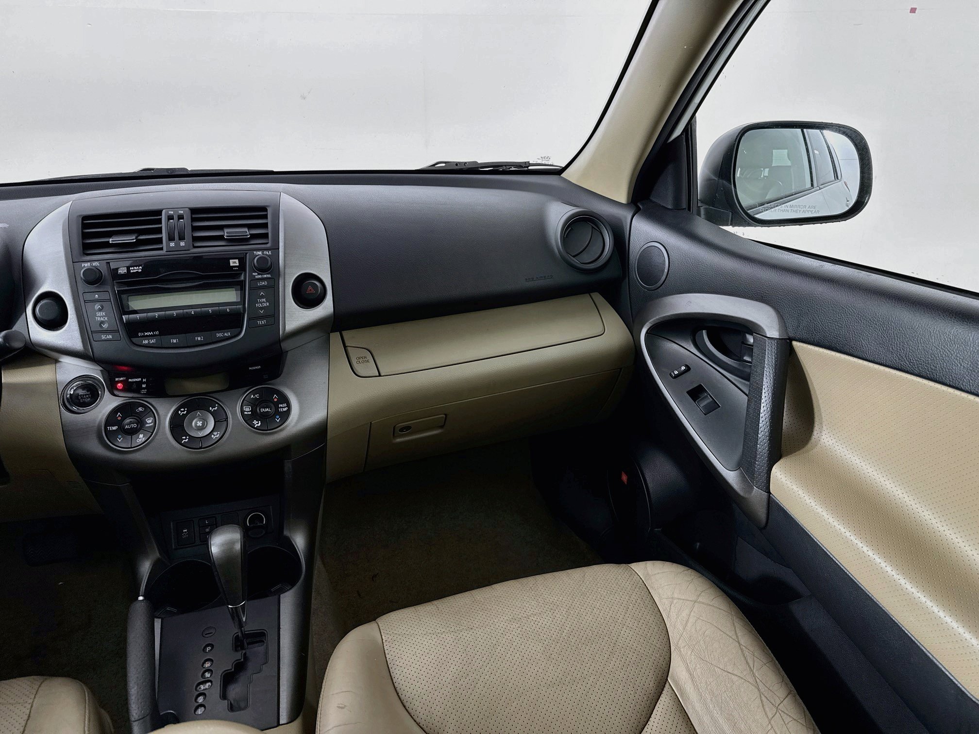 Used 2010 Toyota RAV4 Limited FWD image 24