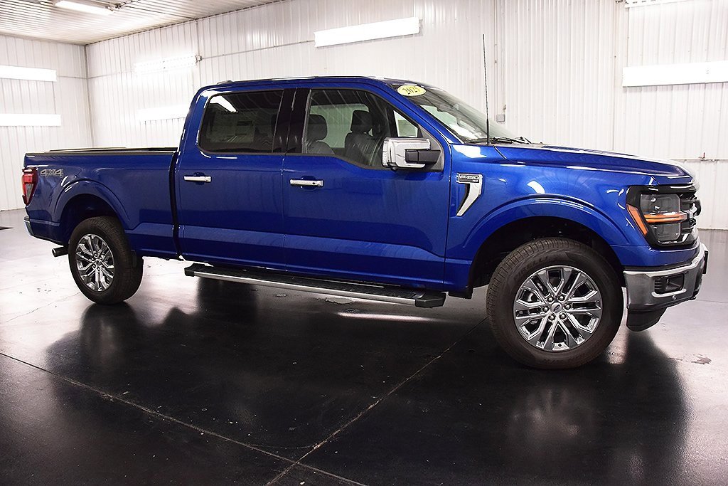 New 2025 Ford F150 XLT w/ Equipment Group 303A High image 9