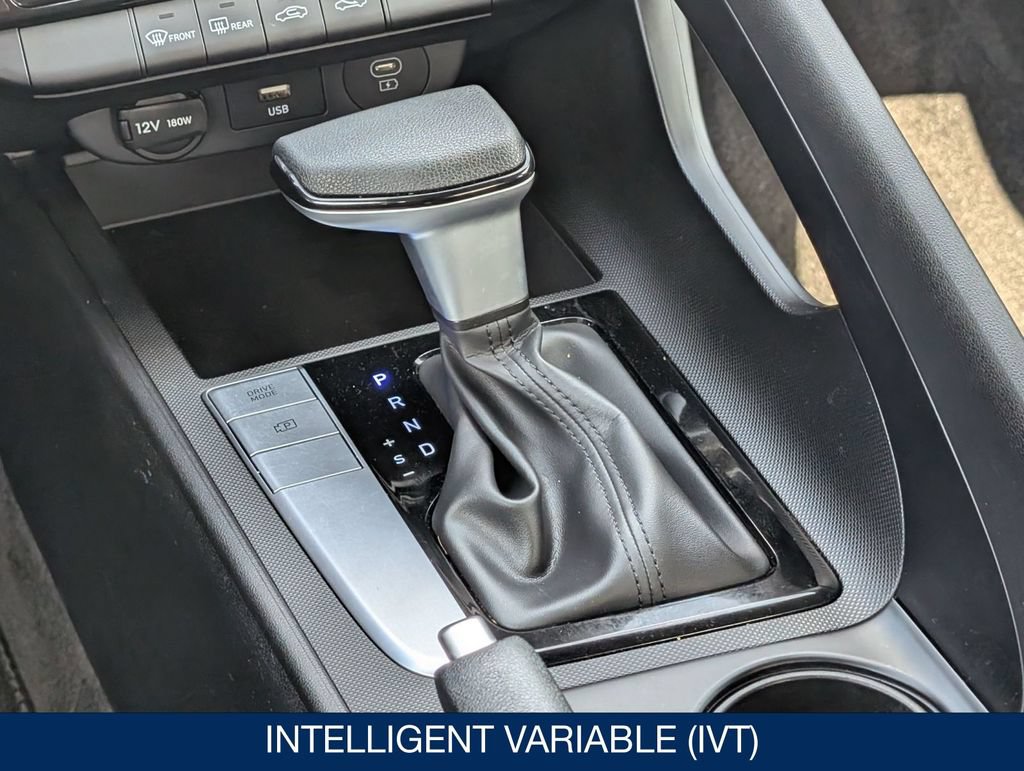 Certified 2024 Hyundai Elantra SEL FWD image 28