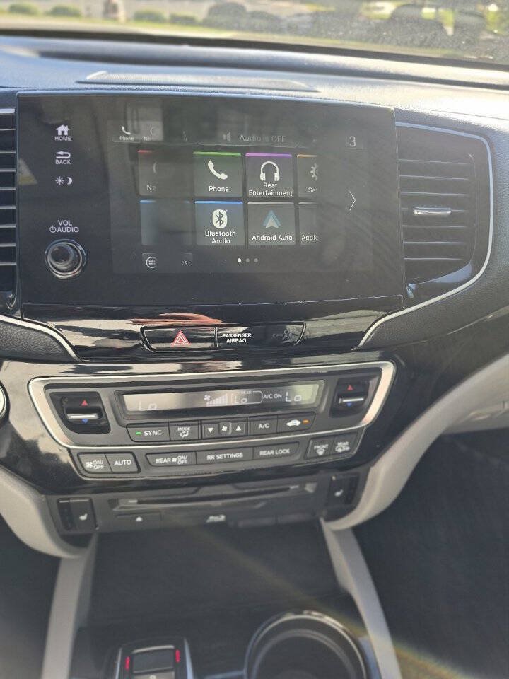Used 2019 Honda Pilot Touring image 18