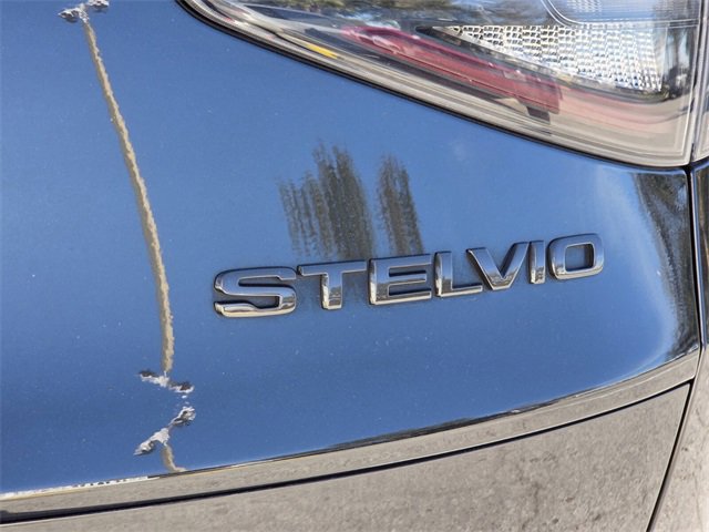 Used 2021 Alfa Romeo Stelvio Ti Sport image 12