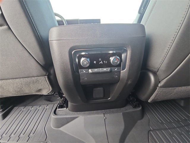 New 2026 GMC Yukon Elevation image 22