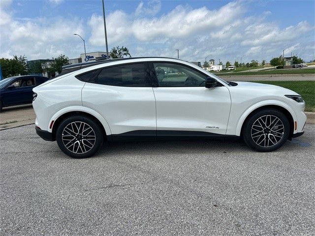 New 2025 Ford Mustang Mach-E Premium video 2