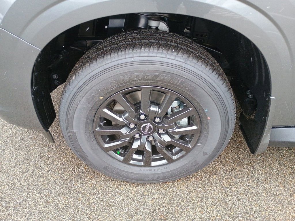 New 2025 Nissan Armada SV image 28