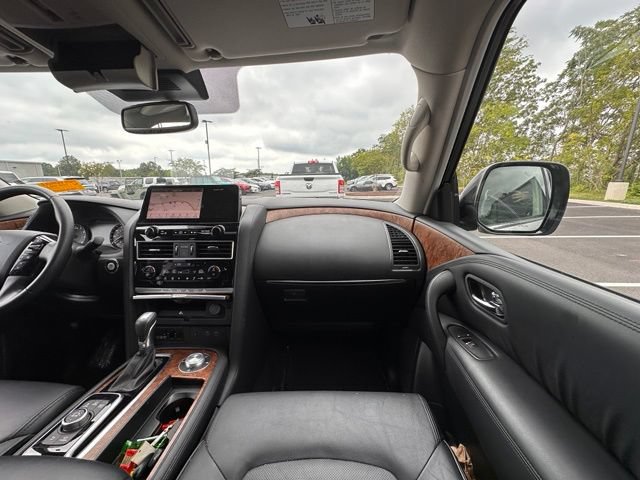 Used 2024 Nissan Armada SL w/ Captain's Chairs Package AWD/4WD image 19