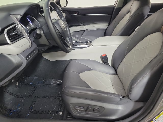 Used 2018 Toyota Camry XLE w/ Audio Package FWD image 19