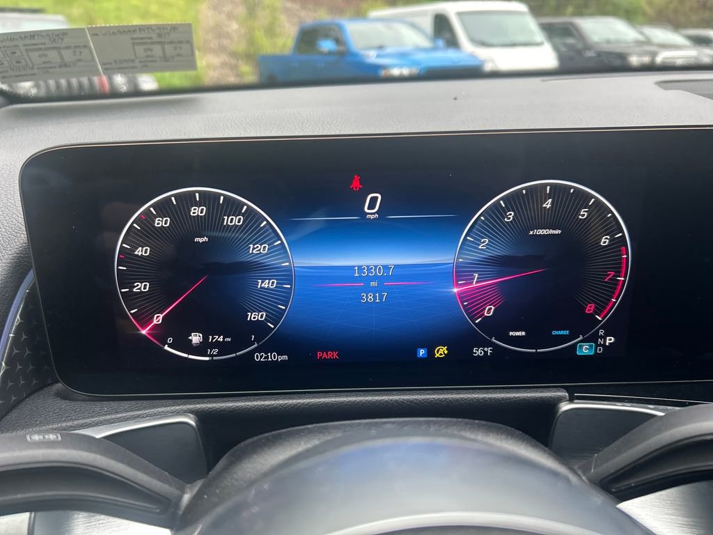 Used 2026 Mercedes-Benz GLB 250 4MATIC image 15