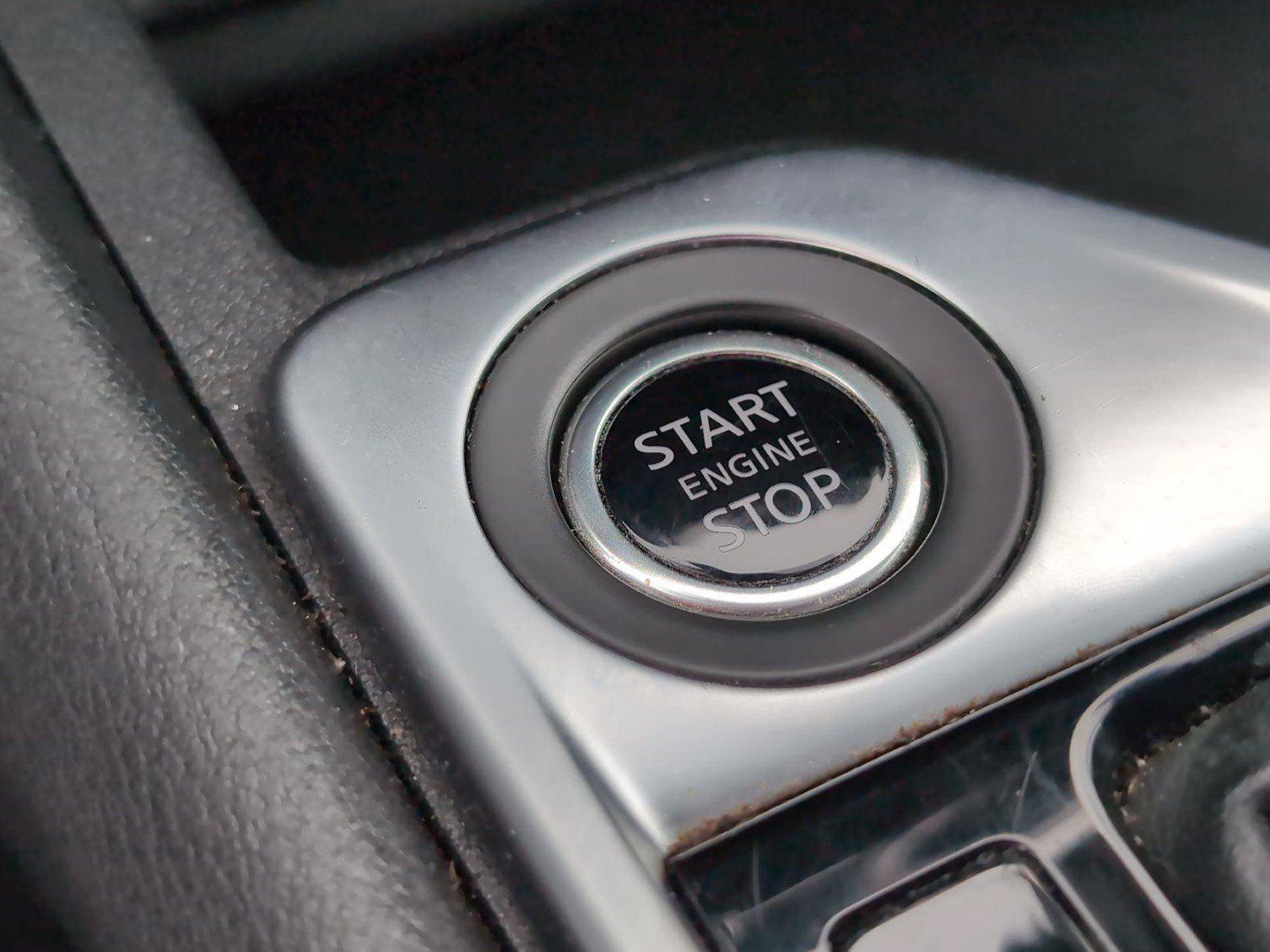 Used 2024 Nissan Sentra SV FWD image 23