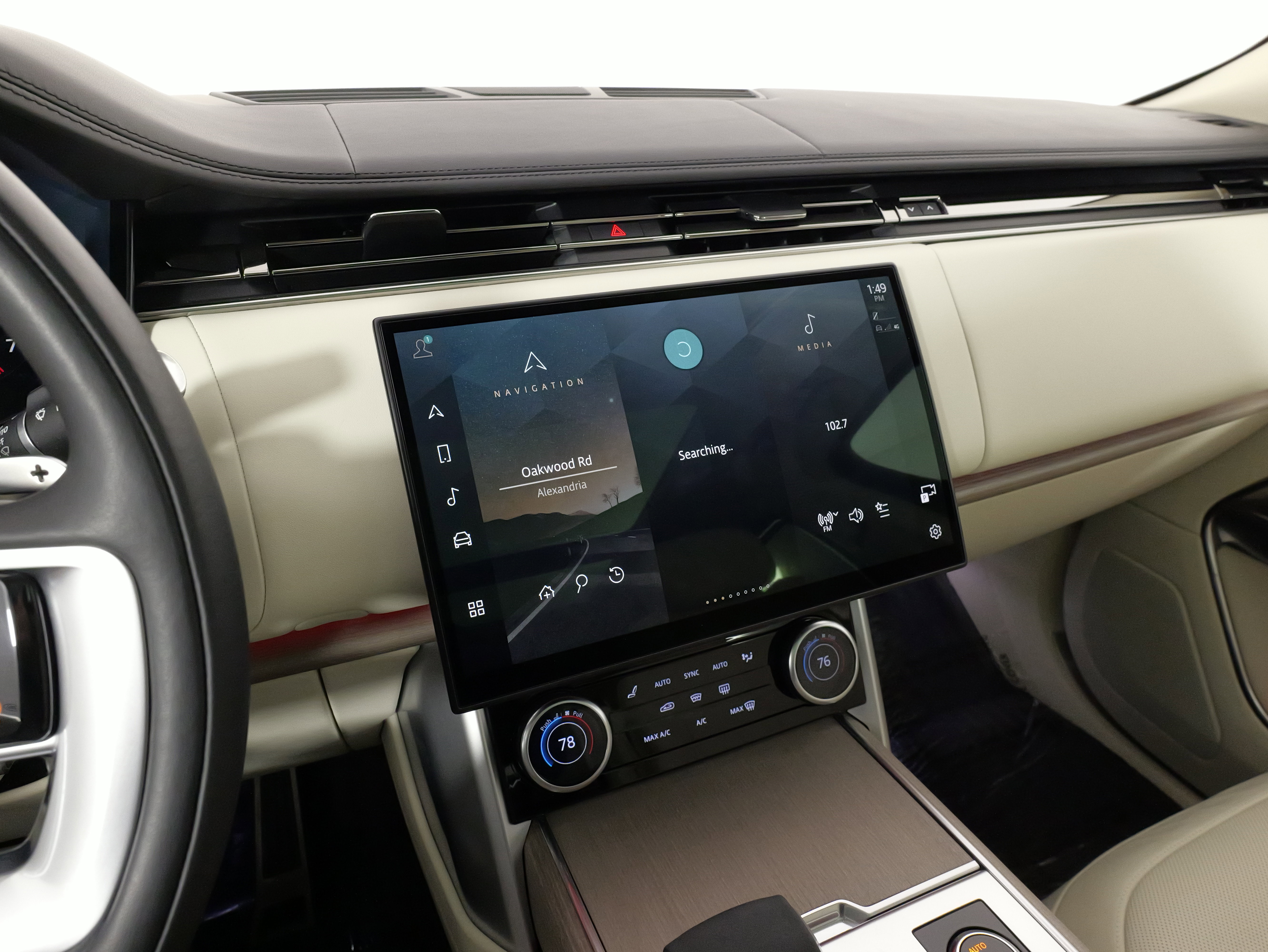 Used 2023 Land Rover Range Rover SE image 44