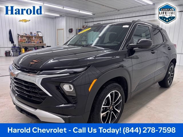 Used 2024 Chevrolet TrailBlazer LT w/ Convenience Package FWD image 3