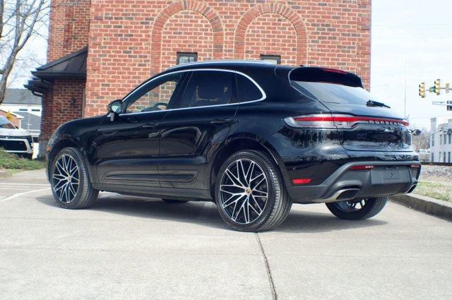 Used 2022 Porsche Macan AWD/4WD image 7