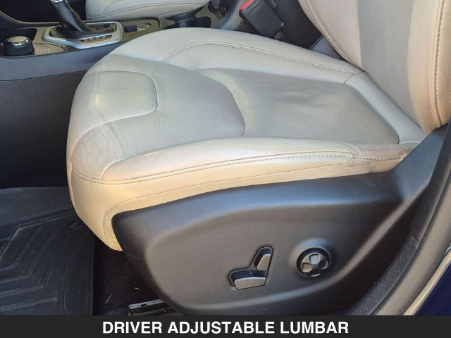 Used 2016 Jeep Cherokee Limited AWD/4WD image 15