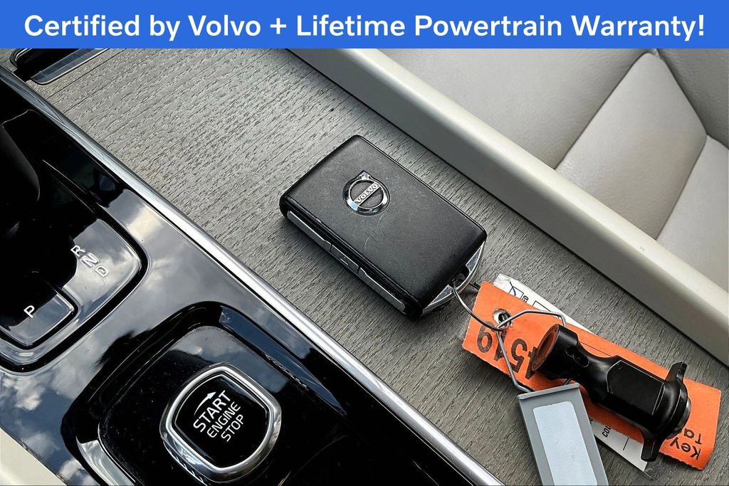 Used 2023 Volvo XC60 B5 Plus w/ Climate Package image 14