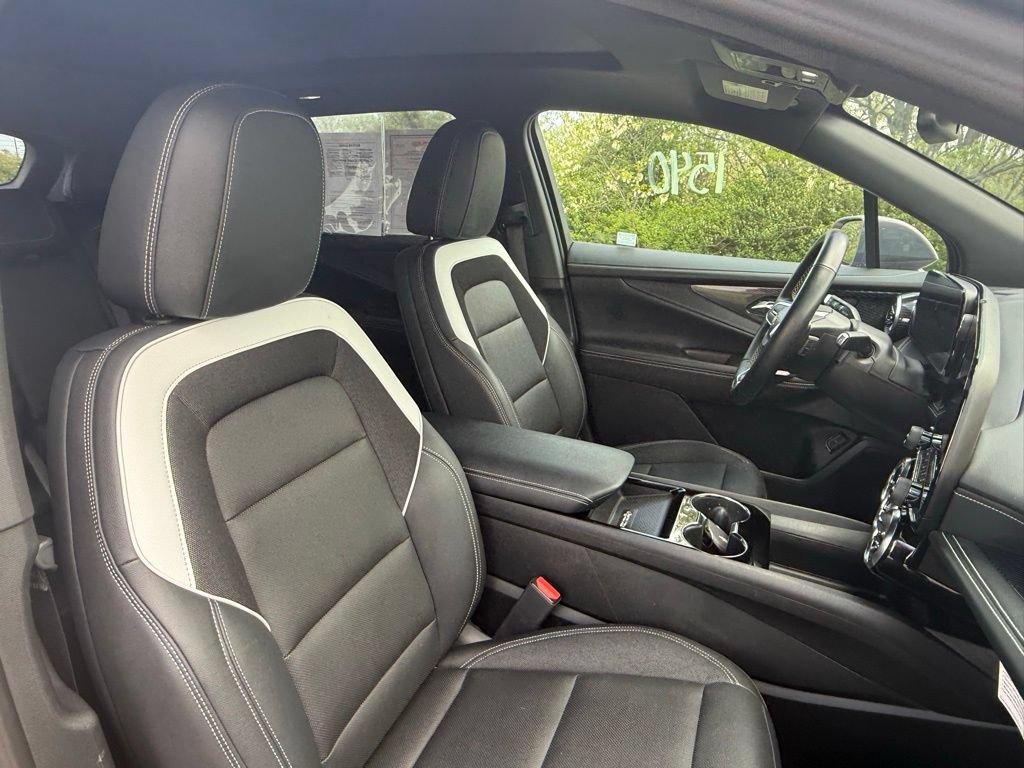 Used 2024 Chevrolet Blazer EV LT AWD/4WD image 22